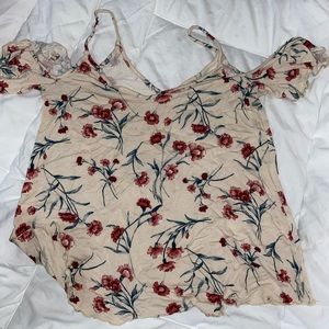 American eagle cold shoulder top